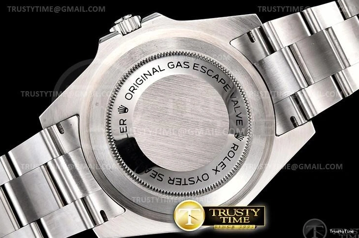 0410 ROLSD094 – Seadweller NewStyle 1023